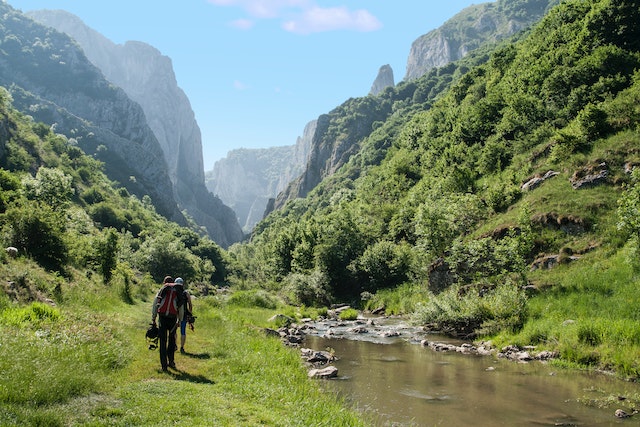 Two hikers enjoying their outdoor navigation.